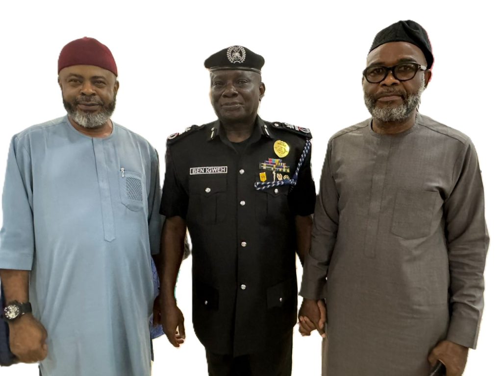 Oru East Illustrious Sons; Chekwas Oluoha, Nwabugo Okechukwu Celebrate Kinsman, Benneth Igweh Over His Latest AIG Promotion