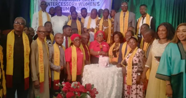 Midnight Crew Intercessory Women Forum Gift Palliatives to Levites.