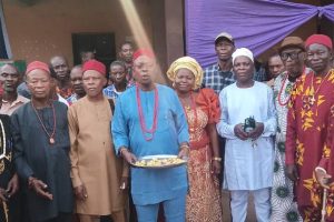 AMA ASAA UVURU COMMUNITY FLAGS OFF 2025 BIA WERE OJI UVURU FESTIVAL. … Executive Chairman, Aboh Mbaise LGA unveils Raffles winning items … UCDU PG eulogises the host community